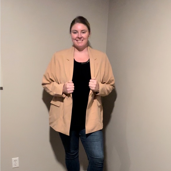 Brand new long blazer! - Picture 2 of 6